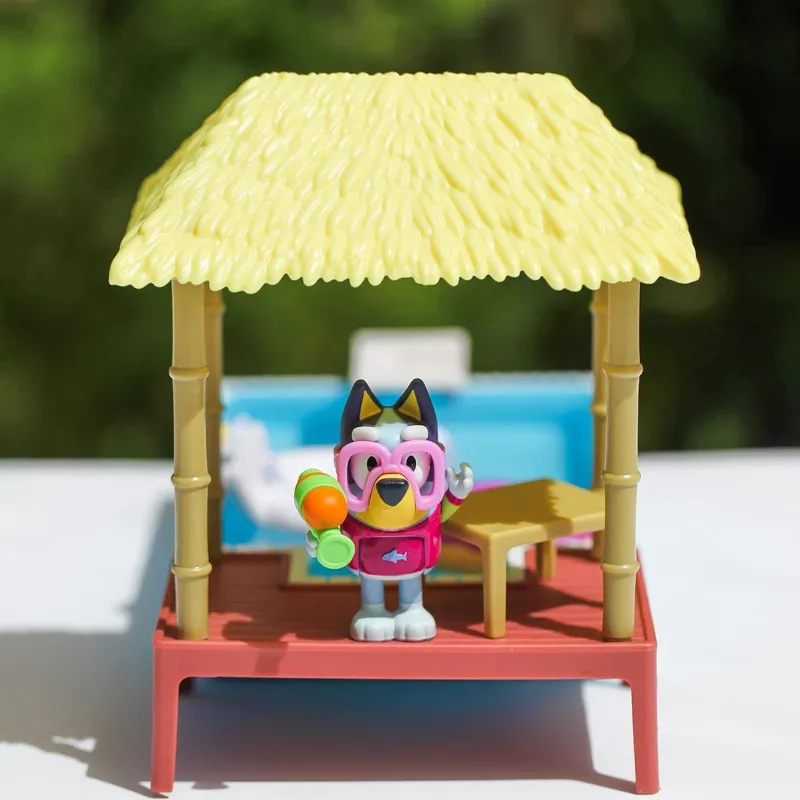 bluey_pool_time_fun_plays_2.webp Bluey Pool Time Fun Playset Outlet