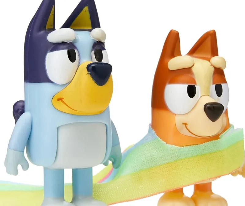 bluey_queens_bluey_and_bi_0.webp Bluey Queens and Bingo Figure Pack Hot