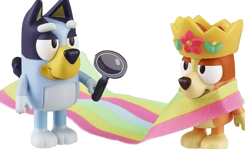 bluey_queens_bluey_and_bi_1.webp Bluey Queens and Bingo Figure Pack Hot